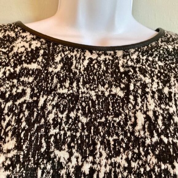 Liz Claiborne Short Sleeve Black and White Top with Faux Leather Large - Picture 3 of 6
